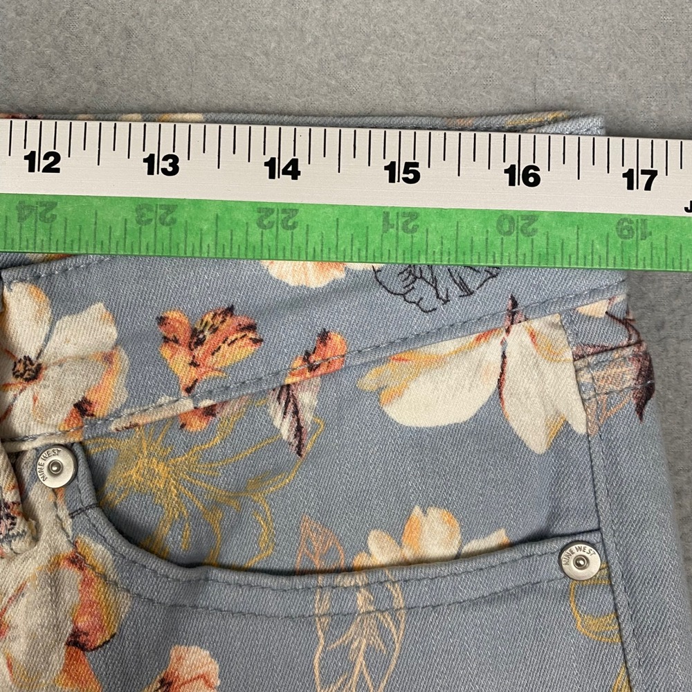 NINE WEST Chrystie‎ Capri Jeans Women's Floral Dogwood Print Blue Size 12 - Picture 9 of 12